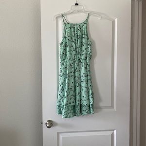 Size small seafoam green dress with flowers from Francesca’s. Never been worn.
